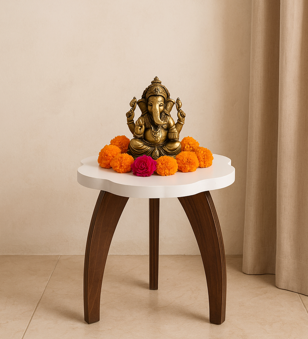 RayTrees Three Leg Wave Table | White Finish Stool